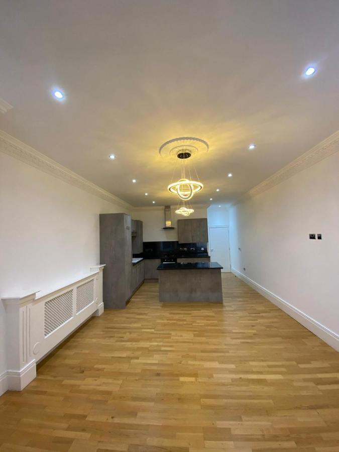 Luxury Apartment Apt4 Wolverhampton Dış mekan fotoğraf